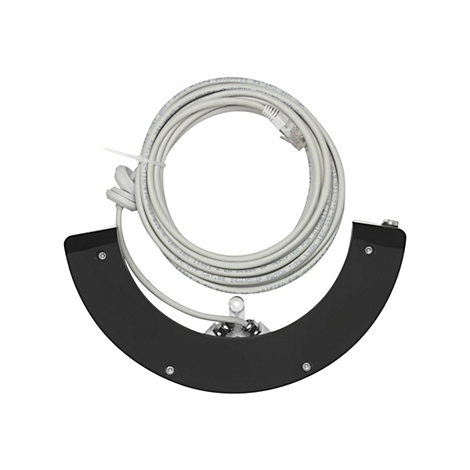Ein graues Netzwerkkabel in Ringform, das von einer schwarzen Halterung gehalten wird. Das Kabel hat einen RJ45-Stecker.