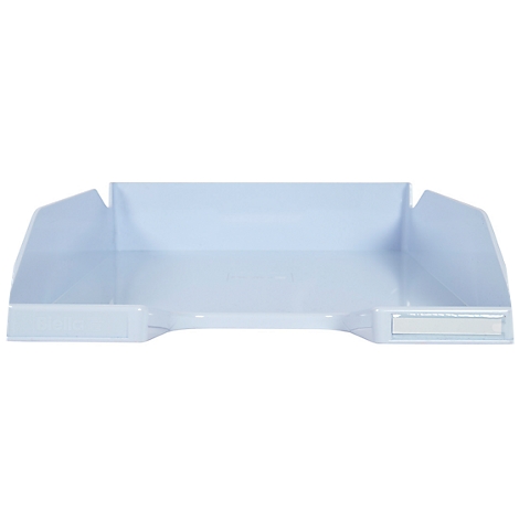 Plateau de bureau bleu clair, vide, avec des bords surélevés. Il y a un porte-étiquette rectangulaire à l'avant.