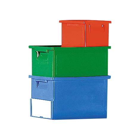 Trois boîtes en plastique de couleurs différentes empilées les unes sur les autres : rouge, vert et bleu.