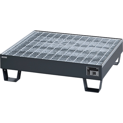 Palette en acier grise avec grille. Quatre pieds noirs soutiennent la construction rectangulaire. Une petite plaque est fixée sur le côté.