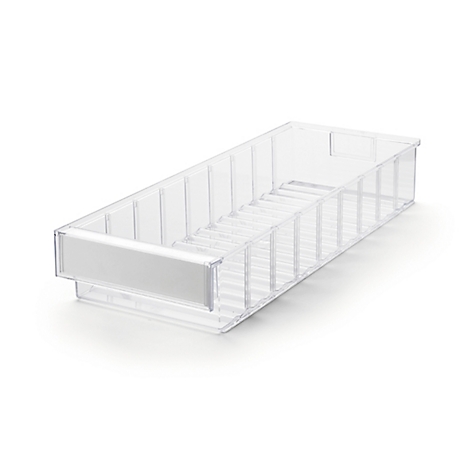 Boîte de rangement rectangulaire vide en plastique transparent avec séparateurs intégrés et porte-étiquette.