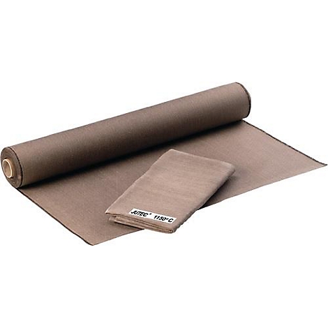 Rouleau de tissu brun, à côté d'un morceau plié, avec l'impression 'AITEC 1150°C'.