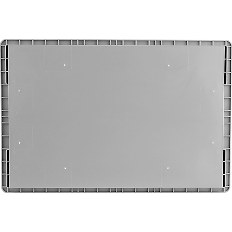 Boîte en plastique gris clair. Le bord a une structure. La boîte comporte plusieurs petits trous.