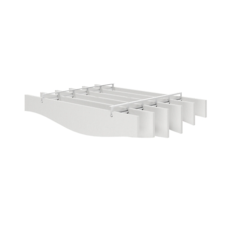 Grille blanche et rectangulaire, en perspective sur fond blanc. Les entretoises métalliques forment un motif.