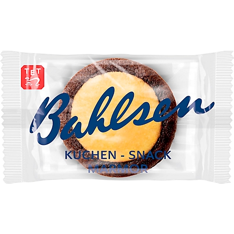 Verpackter Bahlsen Kuchen-Snack Marmor mit rundem, dunklem Teig und heller Füllung.