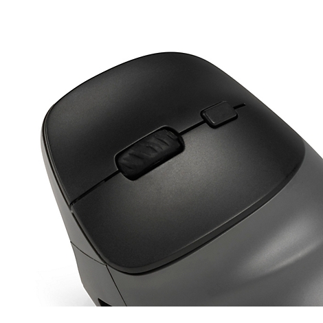 Nahaufnahme der Tasten und des Scrollrads einer grauen, ergonomischen Computermaus vor weissem Hintergrund.