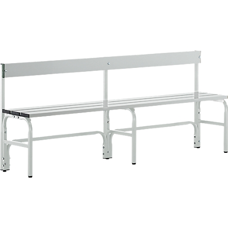 Banco metálico blanco con respaldo. Superficie de asiento horizontal, soportes verticales, para interiores.