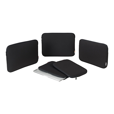 Mehrere schwarze Laptop-Taschen, teilweise geöffnet mit einem Laptop, vor weißem Hintergrund.