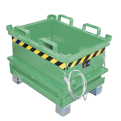 Groene transportcontainer met handgrepen, zwart-gele waarschuwing en kabels. Staat op grijze voeten.