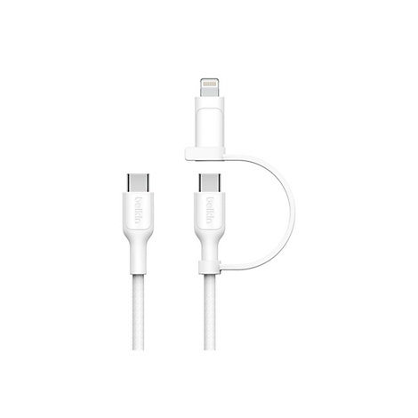Câble de chargement Belkin blanc avec connecteur USB-C et Lightning.