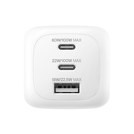 Chargeur blanc avec trois ports, étiquetés avec les puissances.