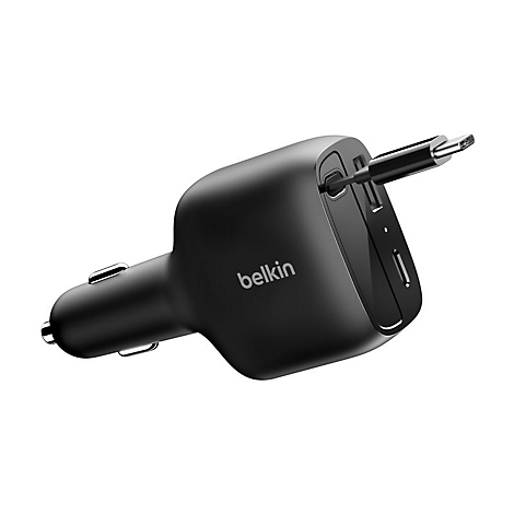 Schwarzer Belkin-USB-Autoladegerät mit USB-C-Anschluss, der aus der Seite herausragt. Das Gerät hat das Belkin-Logo.