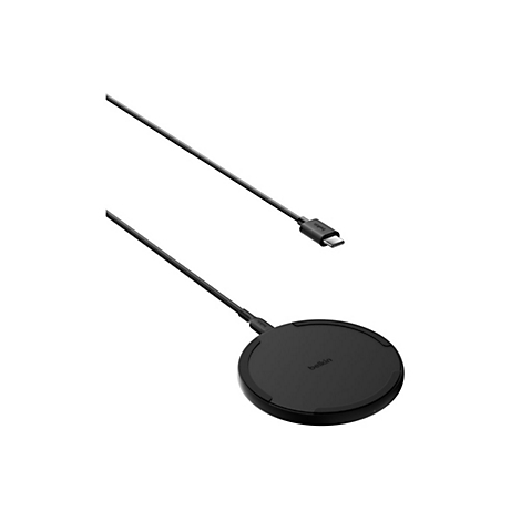 Drahtlose Ladestation mit Ladekabel. Schwarzes, rundes Pad mit Belkin-Logo und Typ-C-Anschluss.