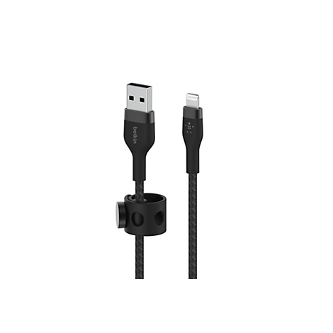 Schwarzes USB-zu-Lightning-Kabel mit Markenlogo von Belkin. Das Kabel hat ein geflochtenes Design, einen Kabelbinder und einen Metallstecker.