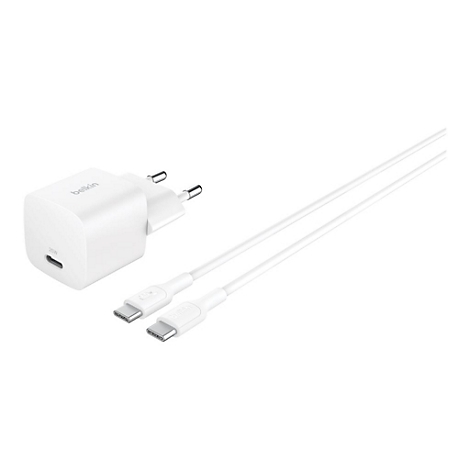 Weißes Belkin-Ladegerät mit USB-C-Kabel; 25W Schriftzug. Hellgrauer Hintergrund.