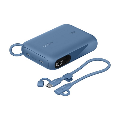 Blauer Belkin Powerbank mit 20W und Ladekabel. Akkuanzeige zeigt 100%.