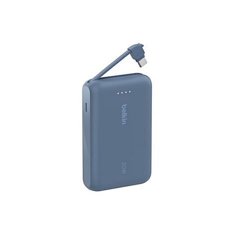 Blaues Belkin Powerbank mit USB-C Kabel; vier LED-Leuchten zeigen den Ladestatus.
