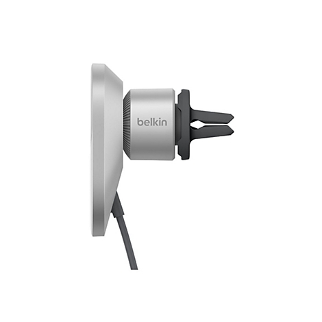 Support de téléphone de voiture gris avec logo Belkin et fixation de ventilateur.