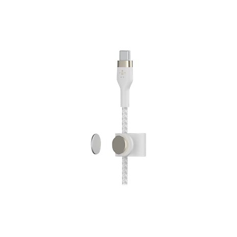 Weißes Ladekabel mit Magnetbefestigung und kleinem Magneten, isoliert vor weißem Hintergrund.