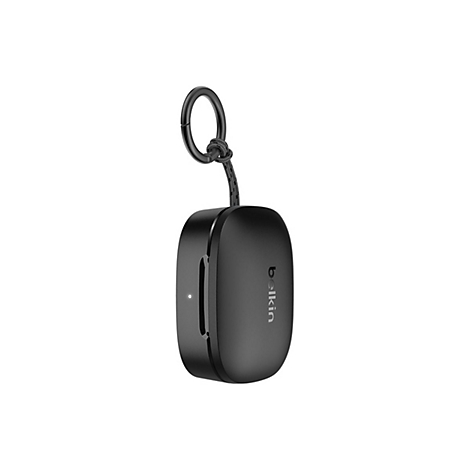 Étui de chargement d'écouteurs ovale noir avec porte-clés. Le logo Belkin est visible.