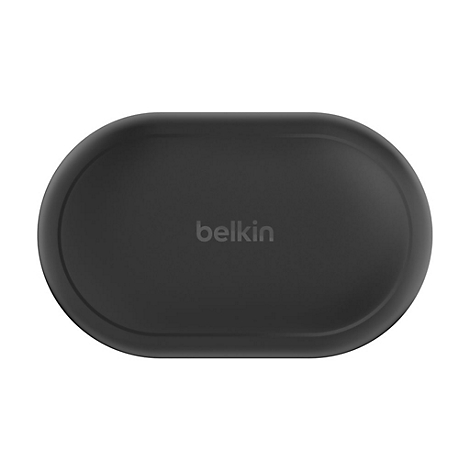 Schwarze, ovale Ladeschale mit „belkin“-Schriftzug.