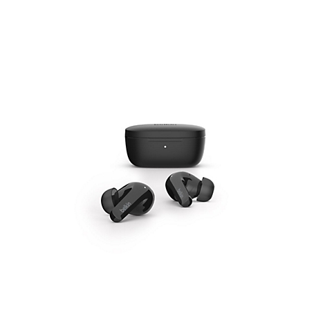 Vue de dessus d'écouteurs sans fil noirs Belkin avec étui de chargement sur fond blanc.