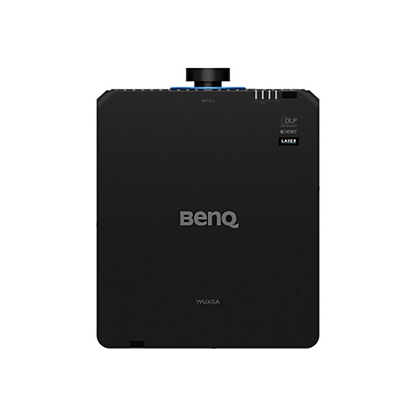 Schwarzer BenQ Projektor, von oben betrachtet. Logos, Anschlüsse und Schriftzüge sind erkennbar.