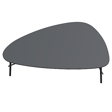 Driehoekige, grijze salontafel met zwarte poten, van bovenaf gefotografeerd.