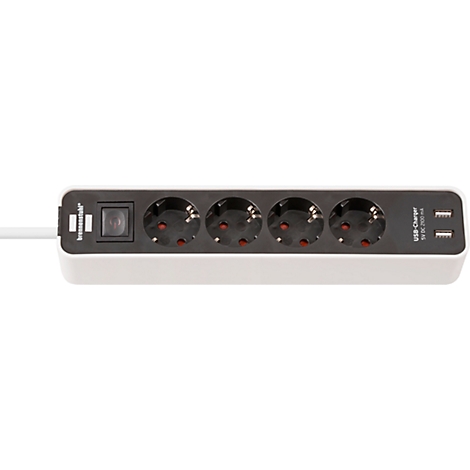 Une multiprise blanche avec quatre prises, un interrupteur et deux ports USB.