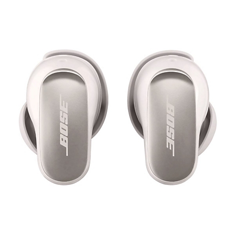Zwei weiße Bose In-Ear-Kopfhörer mit silbernen Touch-Flächen und Bose-Schriftzug vor weißem Hintergrund.