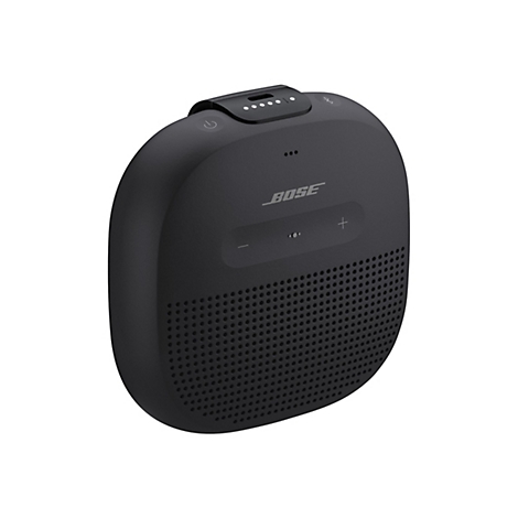 Schwarzer, quadratischer Bose Bluetooth-Lautsprecher mit abgerundeten Ecken vor weißem Hintergrund.