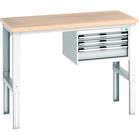 Werkbank mit Holzplatte, grauen Stahlbeinen und Schubladenelement.