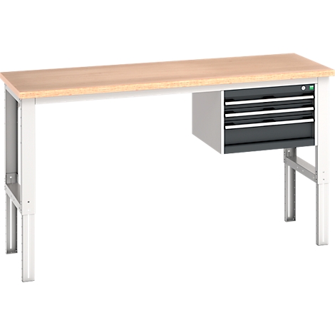 Werkbank mit Holzplatte, grauen Schubladen und weißen Beinen.