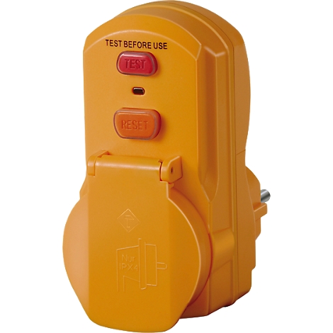 Prise intermédiaire orange avec bouton test rouge et bouton reset orange. Inscription 'TEST BEFORE USE'.