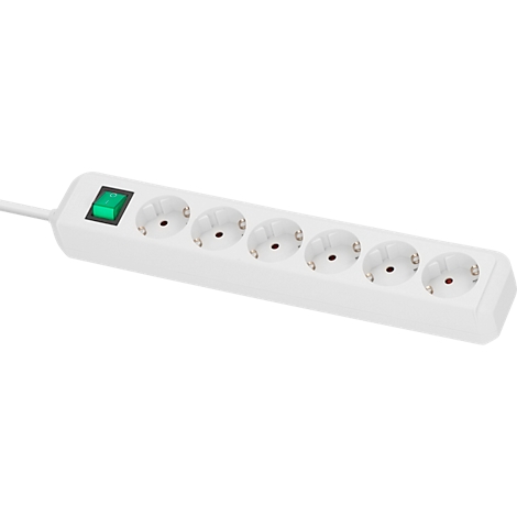 Witte stekkerdoos met een groene schakelaar en vijf stopcontacten.