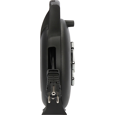 Gros plan d'une enrouleur de câble noir avec prise et prises. Inscription 'Made in Germany'.