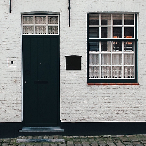 Briefkasten Rottner Wörthersee, Türanschlag seitlich, Zylinderschloss inkl. 2 Schlüssel, B 390 x T 205 x H 350 mm, Stahlblech verzinkt, schwarzgrau