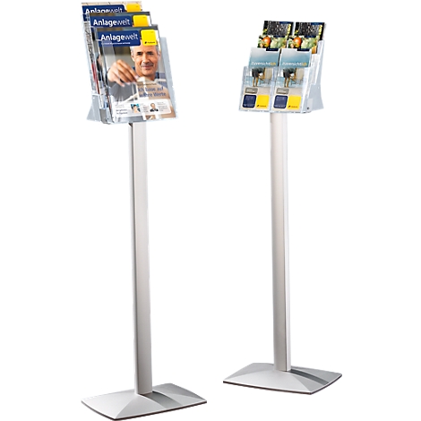 Two silver brochure stands with brochures. Left 'Anlagewelt', right brochures about nature and tourism.