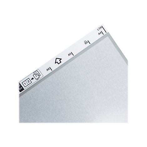 Detailaufnahme einer transparenten Folie mit Aufdrucken von Formaten und Anweisungen.