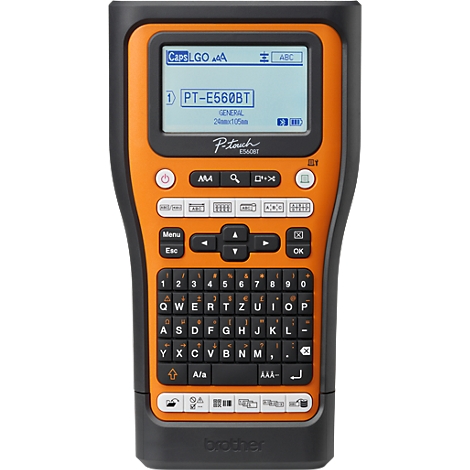 Étiqueteuse portative Brother P-touch E560BT orange et noire avec écran et clavier QWERTY.
