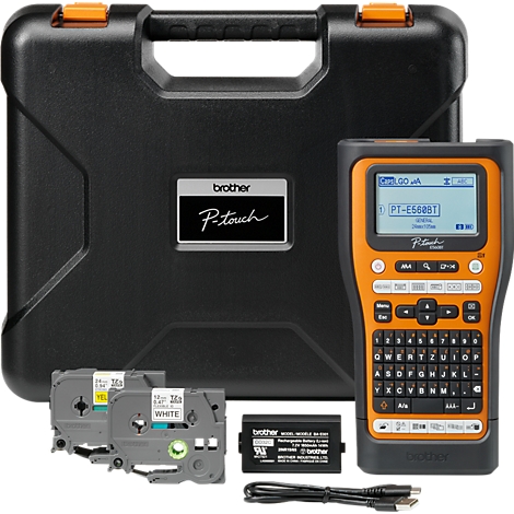 Imprimante d'étiquettes Brother P-touch avec mallette de transport, deux rubans, batterie et câble USB.