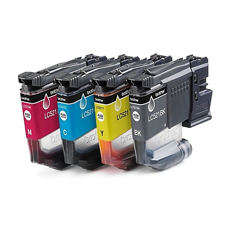 Vier Tintenpatronen von Brother: Magenta, Cyan, Gelb und Schwarz. Auf jeder Patrone stehen Produktinformationen.