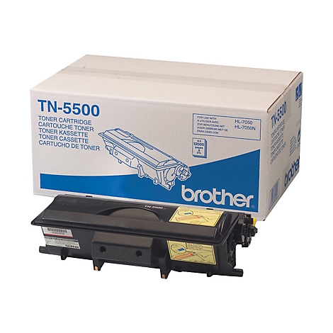 Eine geöffnete Produktverpackung mit einer schwarzen Tonerkassette, auf der "TN-5500" steht.