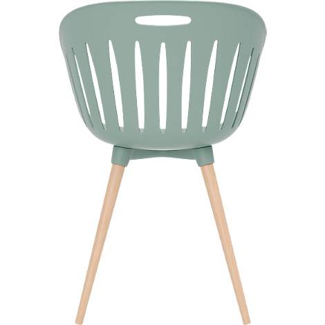 Een lichtgroene stoel met houten poten. De zitting heeft een verticale lamellenstructuur.
