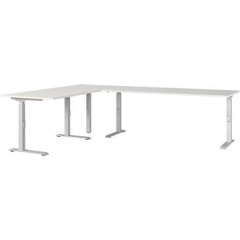 Un bureau d'angle blanc avec des pieds réglables en hauteur. Le bureau est présenté sur un fond blanc.