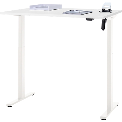 Witte in hoogte verstelbare bureau met perforator, papierbak en documenten.