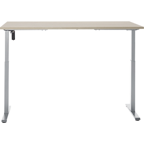 Lichtkleurige, rechthoekige bureau op zilveren, in hoogte verstelbare poten. Een zwarte knop zit aan de zijkant.