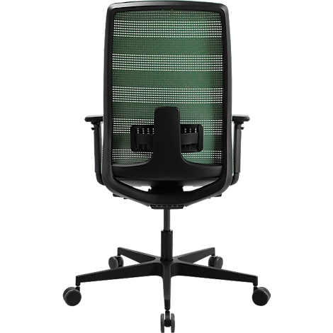Zicht op een zwarte bureaustoel van achteren. De stoel heeft een groene mesh rugleuning en wieltjes.