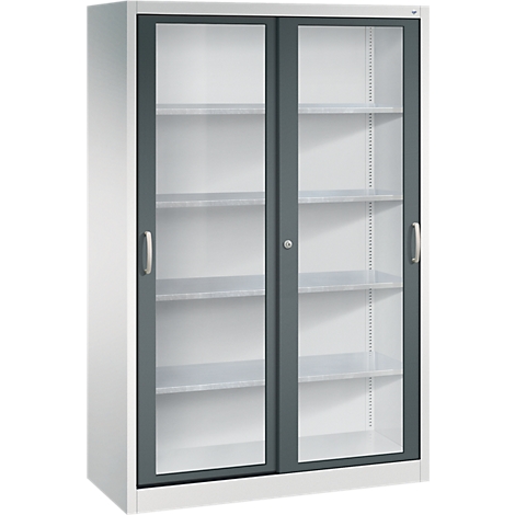 Witte kantoorkast met twee grijze schuifdeuren met glas en meerdere legplanken.