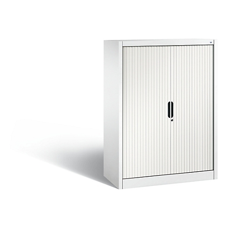 Witte kantoorkast met lamellen deuren en zwarte handgreep. Duidelijke schaduw.